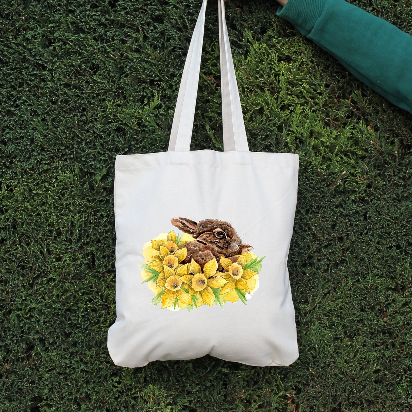 Dozing in Daffodils Tote Bag